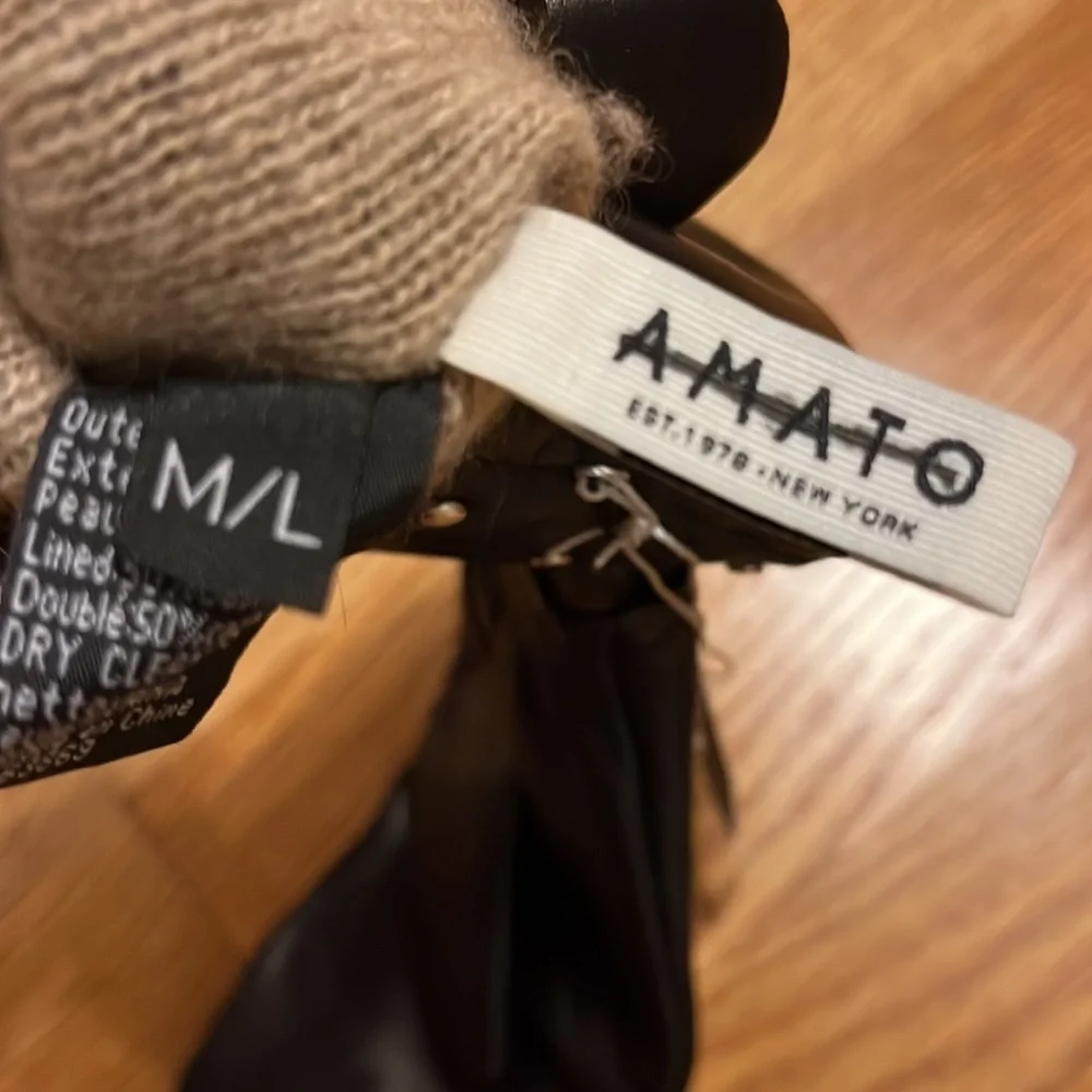 NWT Free People x Carolina Amato Carrie Studded Leather Mittens Black